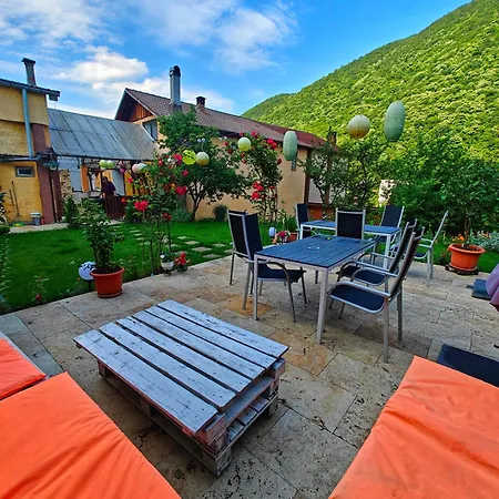 Casa Miclau Gazde/Camere de închiriat Băile Herculane